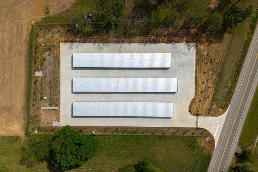 More Photos Of 4624 Highway 31 W, Cottontown Office For Sale