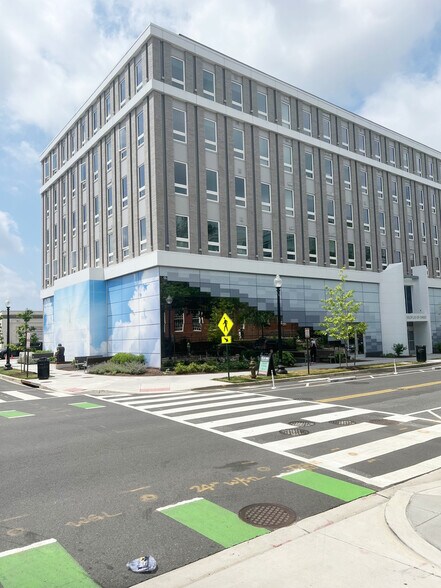 More Photos Of 60 I St SW, Washington Apartments For Lease