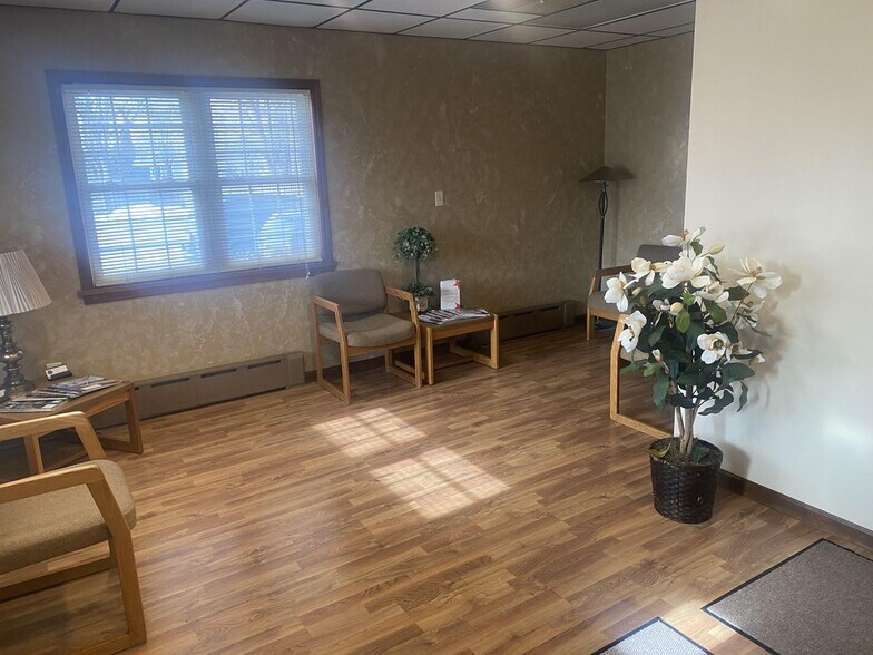 More Photos Of 721 S Michigan Ave, Saginaw Office For Sale