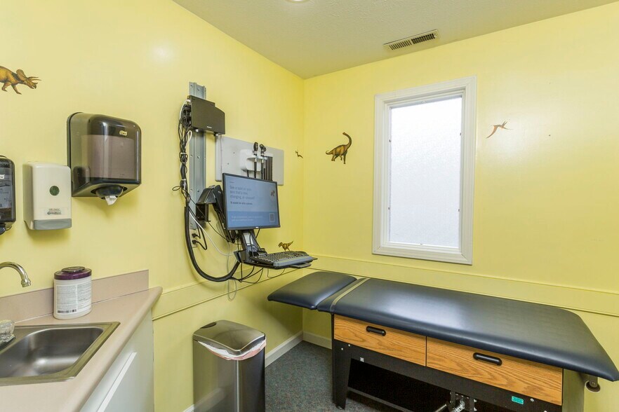 More Photos Of 1947 Medical Ave, Harrisonburg Medical For Lease