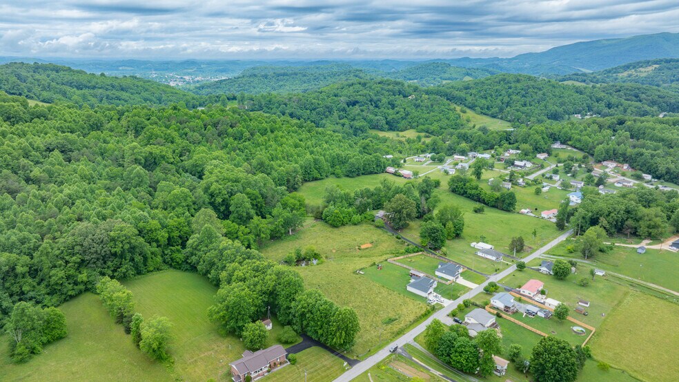 More Photos Of TBD Garrison Hollow Rd, Elizabethton Land For Sale
