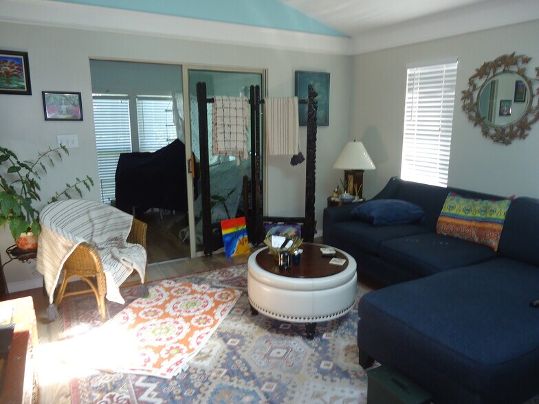 More Photos Of 1216 5th Ave, Tybee Island Apartments For Sale