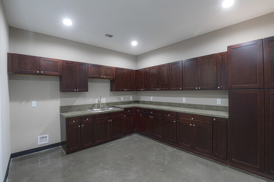 More Photos Of 21215 FM 529 Rd, Cypress Warehouse For Lease