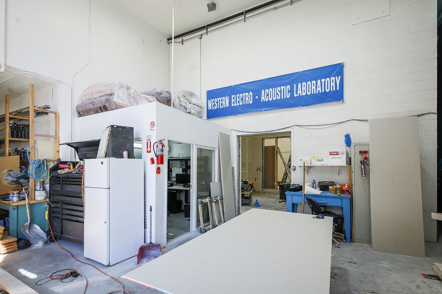 More Photos Of 25132 Rye Canyon Loop, Valencia Warehouse For Sale
