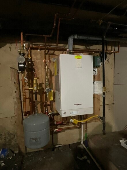 More Photos Of 180 Center st, Lee Multifamily For Sale