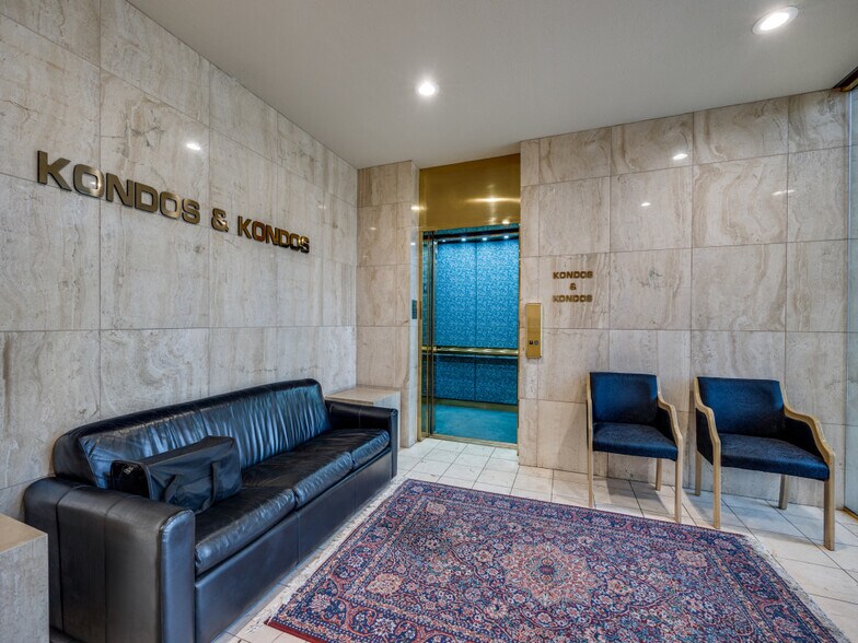 More Photos Of 1595 N Central Expy, Richardson Office Residential For Sale
