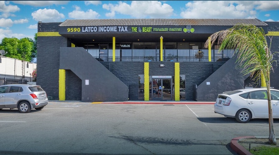 Primary Photo Of 9590 Magnolia Ave, Riverside Freestanding For Lease