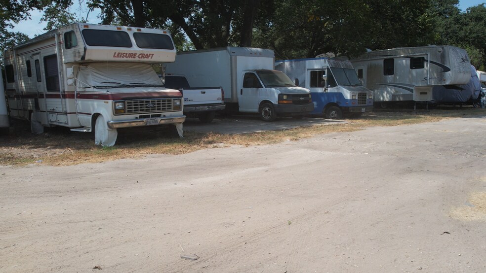 4931 Allen Genoa Rd, Pasadena, TX 77504 Self Storage For Sale