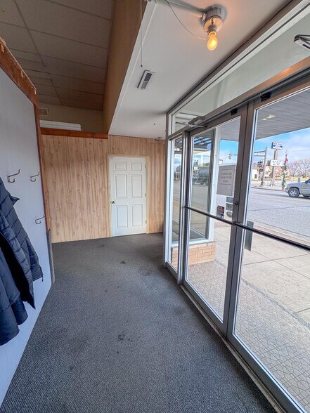 More Photos Of 113 Main St S, Stewartville Storefront For Lease