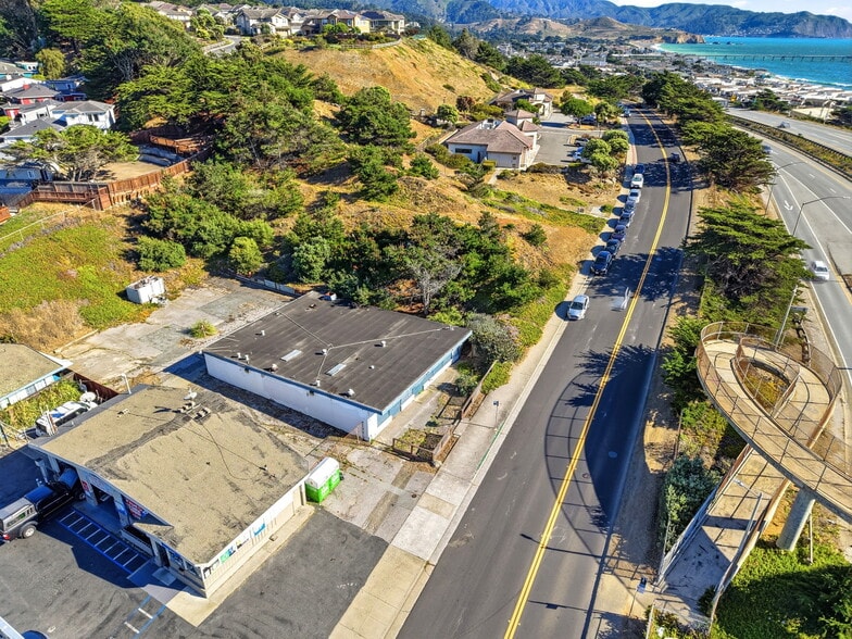 More Photos Of 699 Oceana Blvd, Pacifica Restaurant For Sale