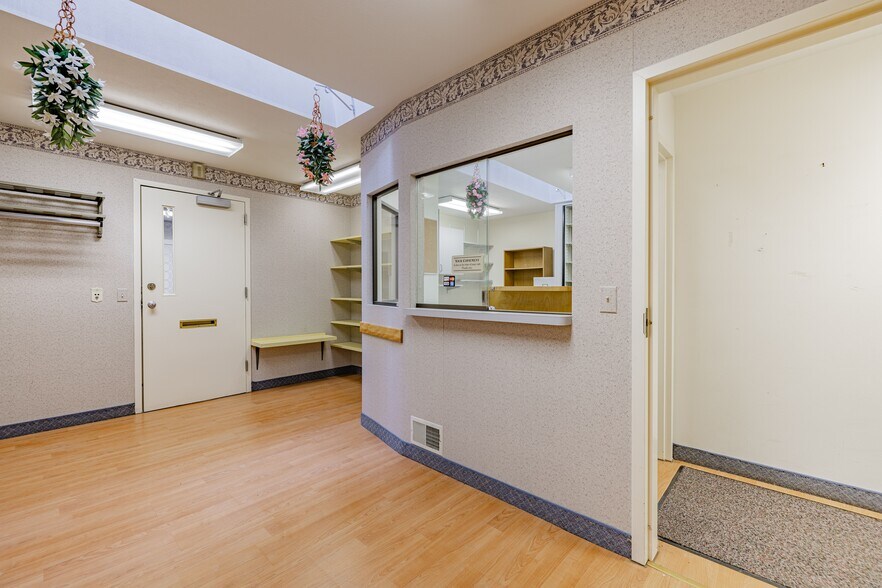 More Photos Of 2211 Lyell Ave, Rochester Medical For Sale