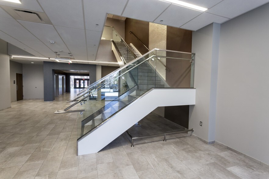 More Photos Of 180 S Clinton Ave, Rochester Office For Lease