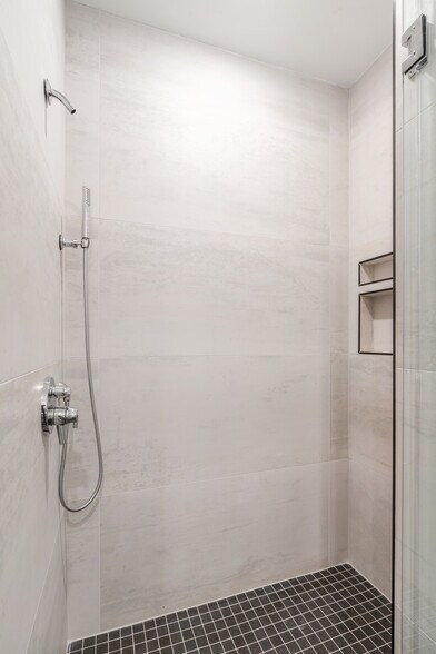 More Photos Of 3503 Midvale Ave, Philadelphia Apartments For Sale