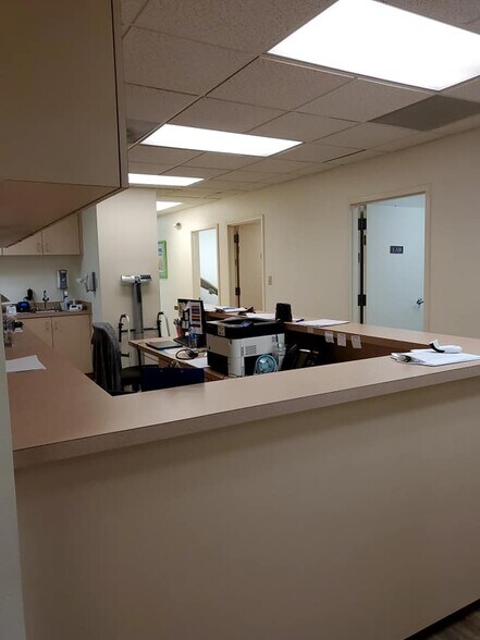 More Photos Of 5601 21st Ave W, Bradenton Office For Lease