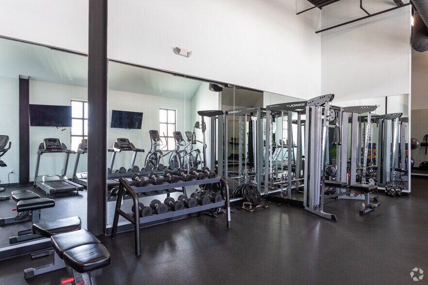 More Photos Of 1421 Shucker Cir, Mount Pleasant Apartments For Lease