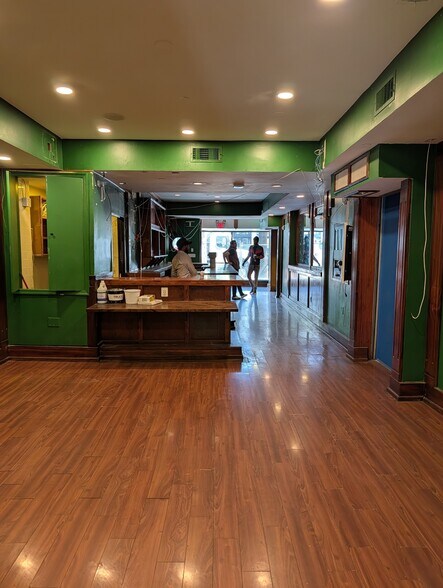 More Photos Of 1734 Connecticut Ave NW, Washington Office Residential For Lease