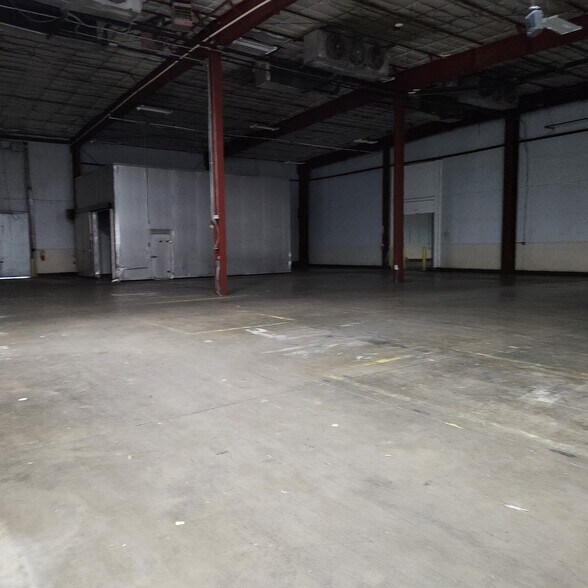 More Photos Of 3424 Valley Ave SW, Decatur Warehouse For Sale