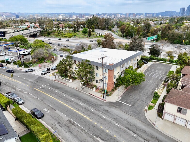 More Photos Of 3189 Cheviot Vista Pl, Los Angeles Apartments For Sale