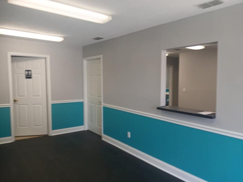More Photos Of 5290 Seminole Blvd, Saint Petersburg Office For Sale