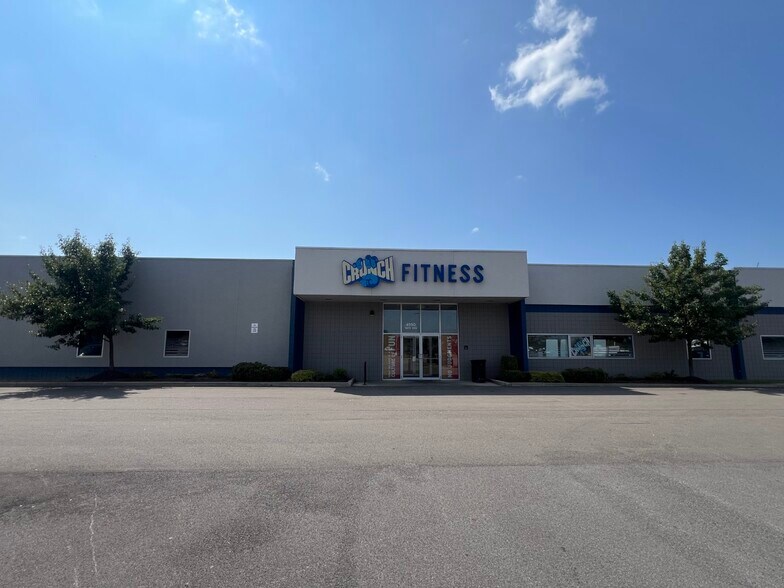 More Photos Of 4910 Camp Rd, Hamburg Warehouse For Lease