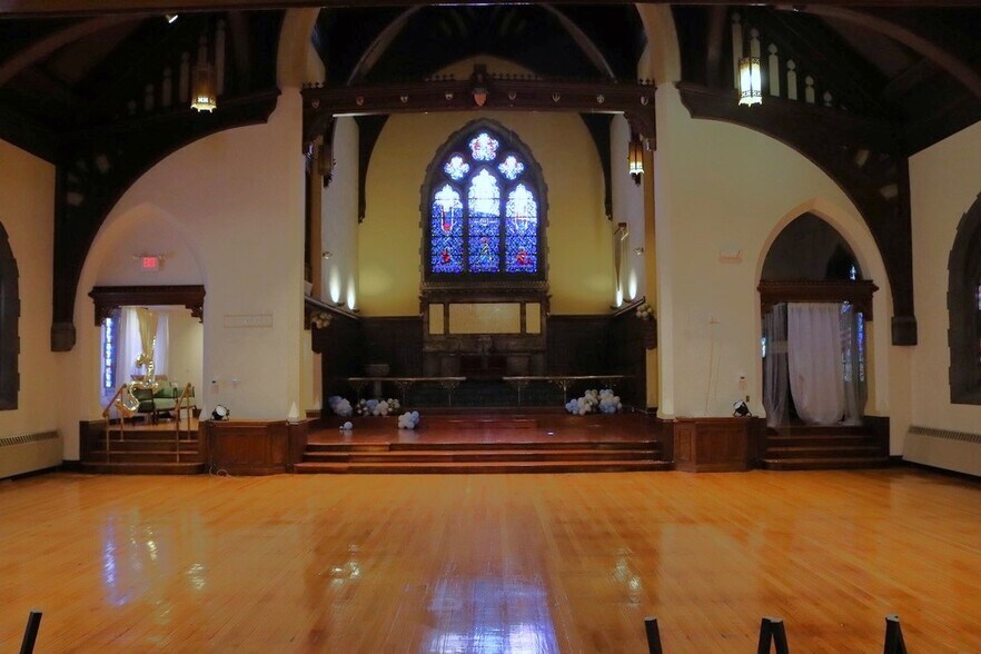More Photos Of 1860 Westminster St, Providence Religious Facility For Lease