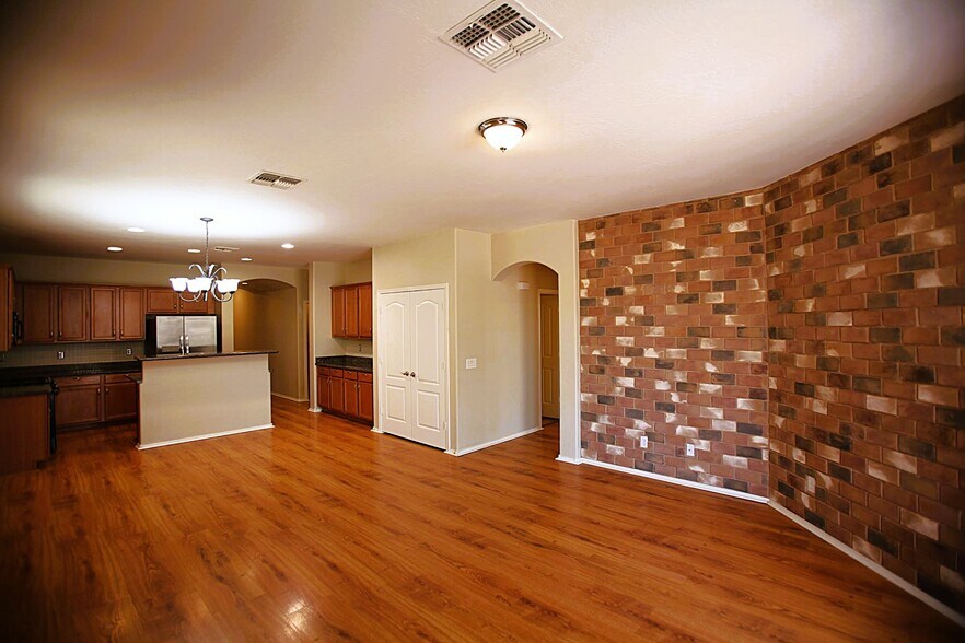 More Photos Of 14230 W Calavar Rd, Surprise Multifamily For Sale