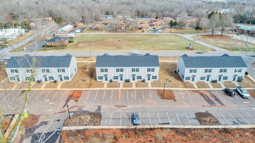 More Photos Of , Pendleton Multifamily For Sale