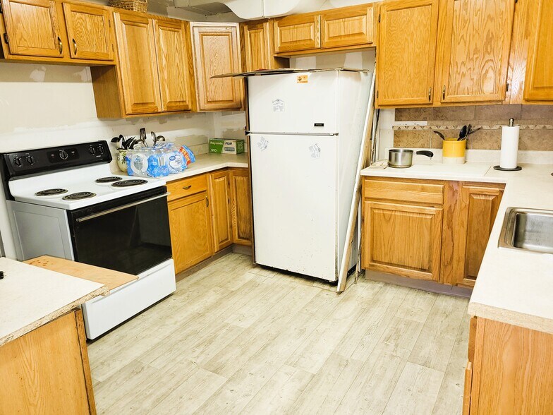 More Photos Of 96 Lewiston Ave, Willimantic Religious Facility For Sale