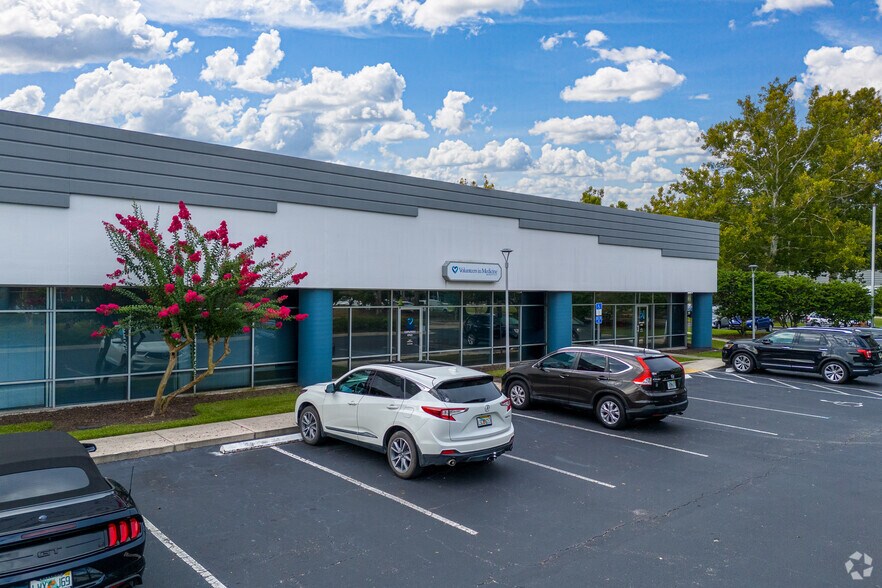 More Photos Of 3728 Philips Hwy, Jacksonville Unknown For Lease