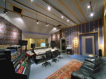 More Photos Of 500 Bishop St, Atlanta Theater Concert Hall For Lease