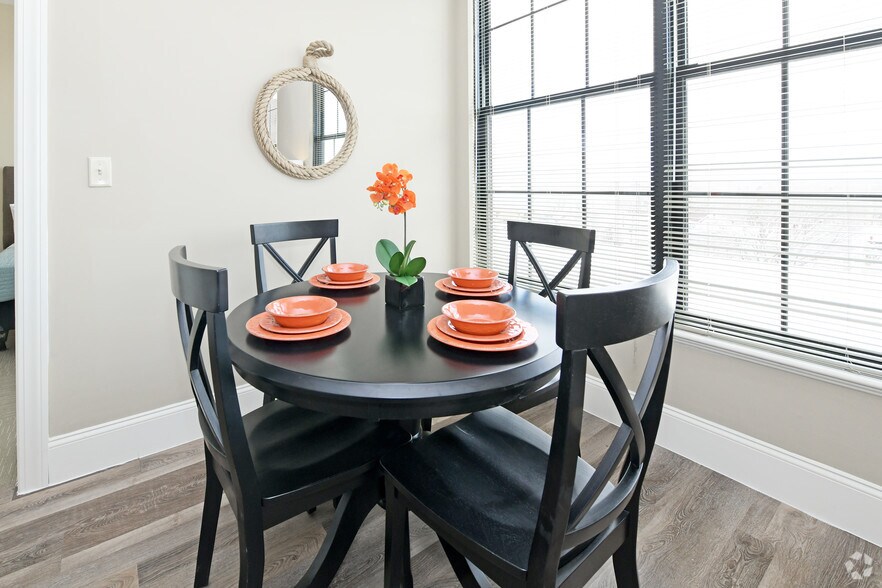 More Photos Of 99 Main St, Warren Apartments For Lease