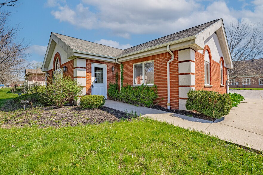 More Photos Of 822 Davison Rd, Lockport Coworking Space