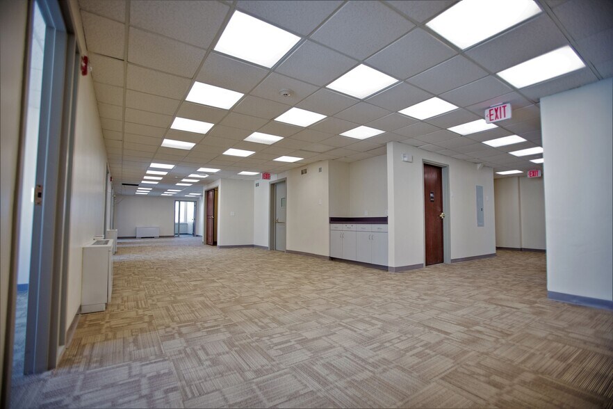 More Photos Of 10 State St, Reno Office For Lease