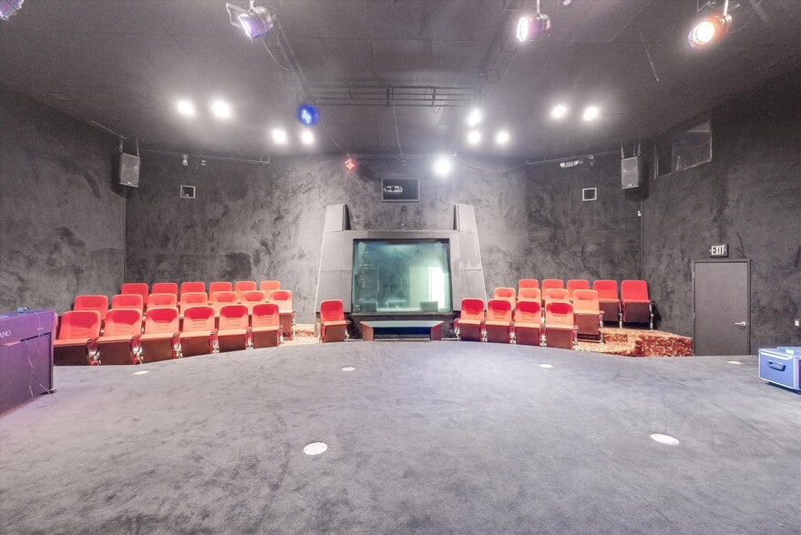 More Photos Of 13358 Monte Vista Ave, Chino Warehouse For Sale