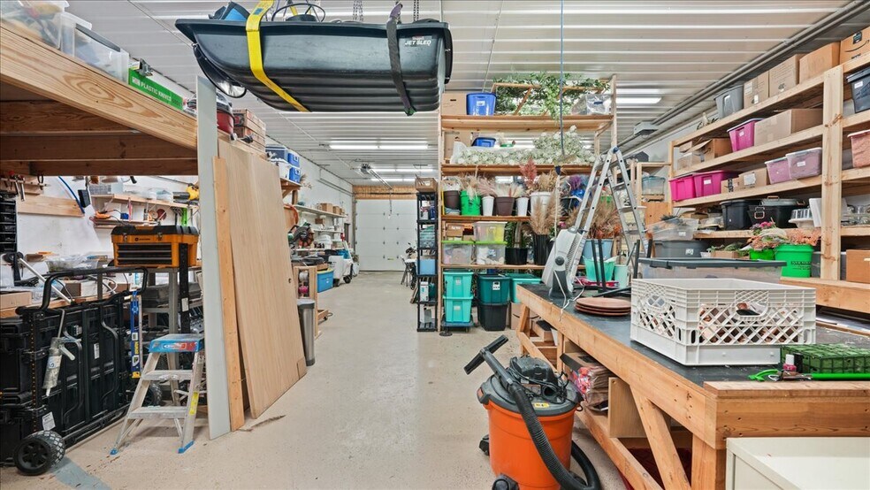 More Photos Of 307 N Washington St, Melrose Warehouse For Sale