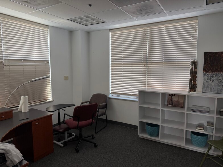 More Photos Of 3300 Olney Sandy Spring Rd, Olney Medical For Lease