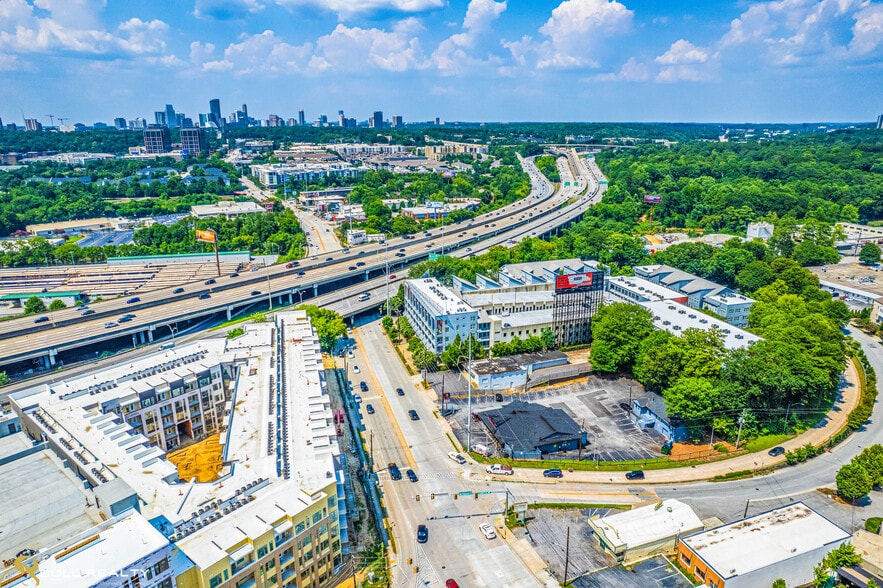 More Photos Of 2087 NE Piedmont Rd, Atlanta Freestanding For Sale