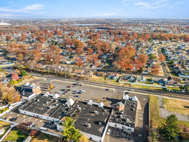More Photos Of 8919 New Falls Rd, Levittown Storefront For Lease