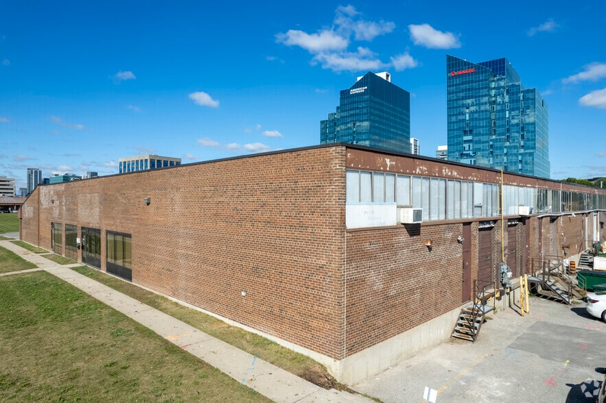 More Photos Of 288 Consumers Rd, Toronto Light Distribution For Sale