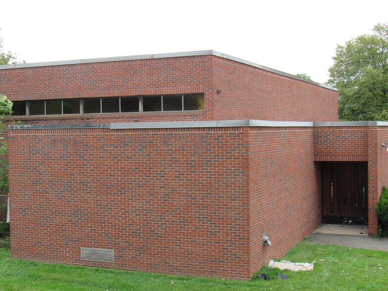 More Photos Of 655 East St, New Britain Religious Facility For Sale