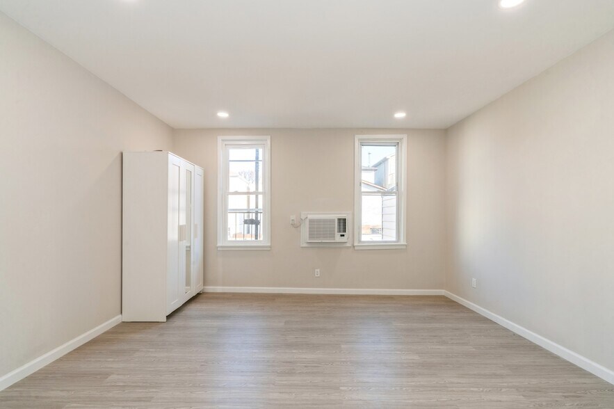 More Photos Of 40 Beacon Ave, Jersey City Apartments For Sale