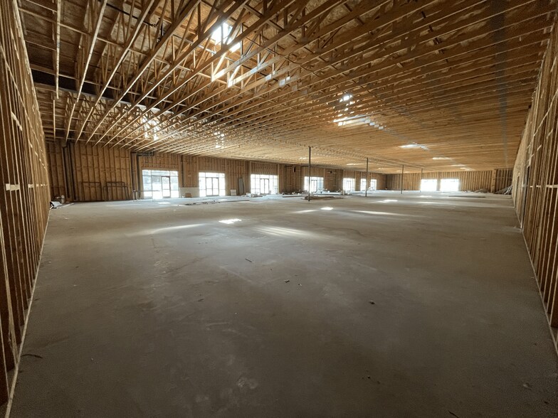 More Photos Of 8254 Mission Blvd, Jurupa Valley Unknown For Lease