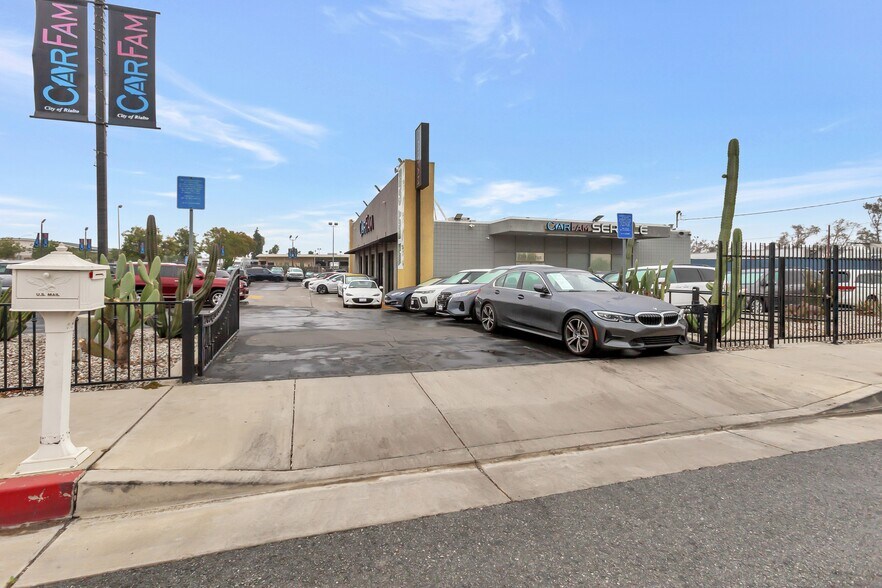More Photos Of 1731 S Cactus Ave, Rialto Auto Dealership For Sale