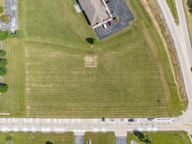 More Photos Of 0 Broadway Street St, De Pere Land For Sale