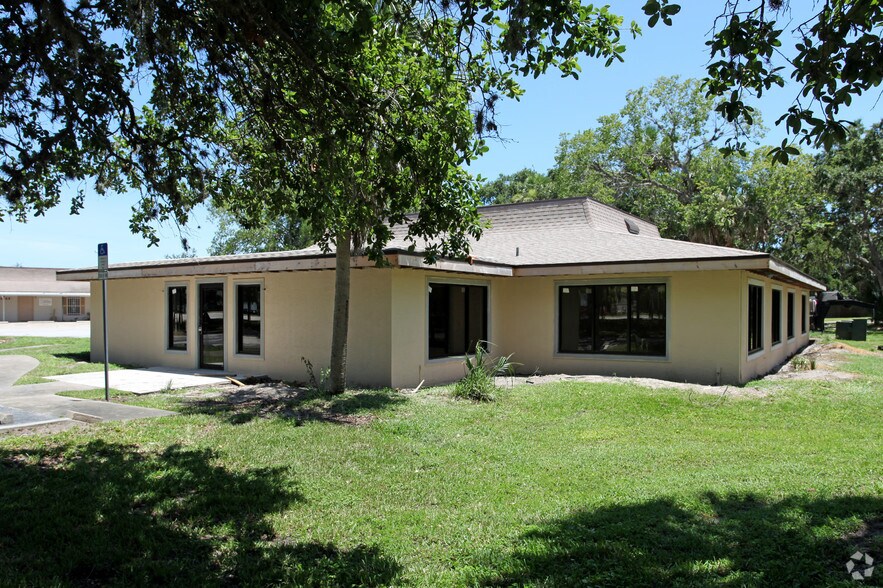 More Photos Of 3875 Nova Rd, Port Orange Medical For Lease