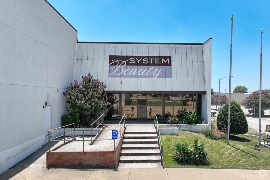 More Photos Of 5050 Rondo Dr, Fort Worth Manufacturing For Sale