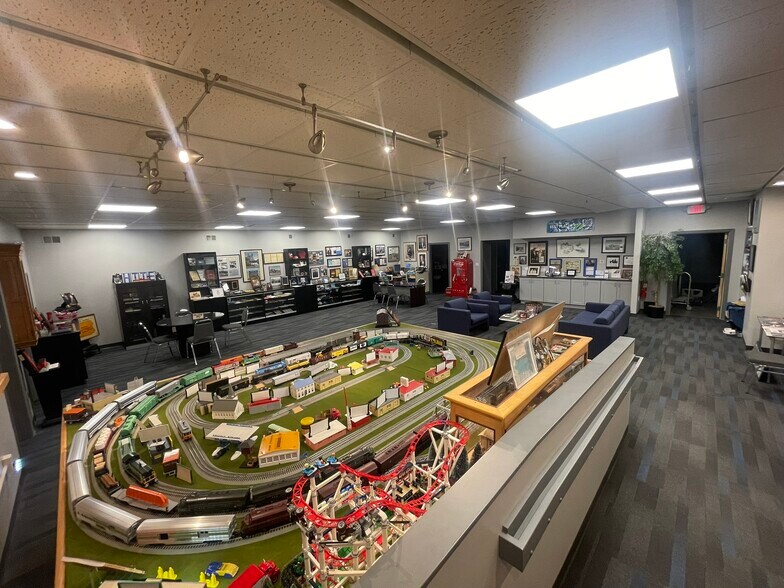More Photos Of 3107 Beale Ave, Altoona Office For Sale