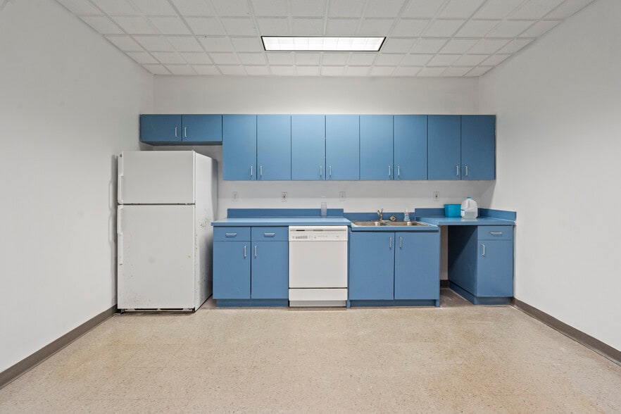 More Photos Of 1735 W Hibiscus Blvd, Melbourne Medical For Lease