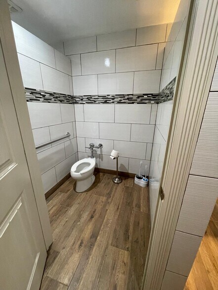 More Photos Of 37937 FM 1774 Rd, Magnolia Warehouse For Sale