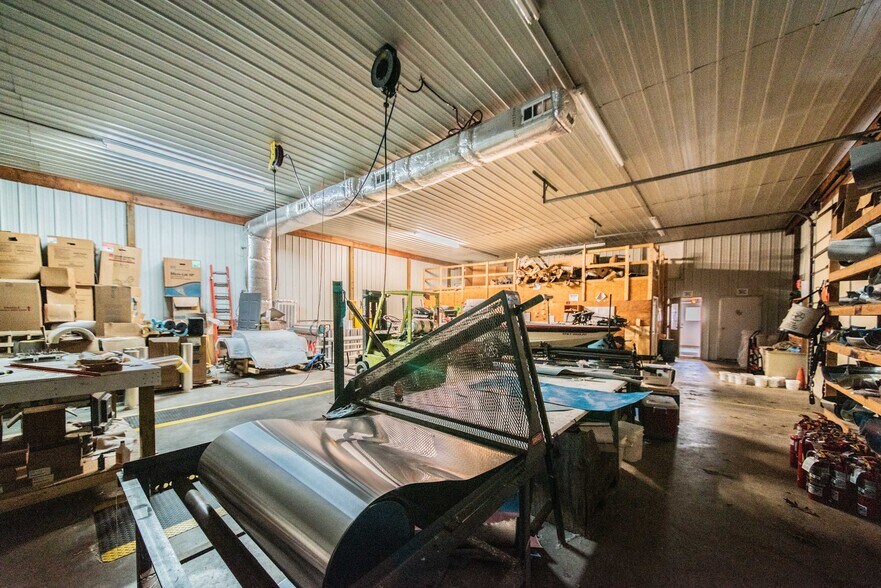 More Photos Of 72 Satellite Ln, Calvert City Industrial For Sale